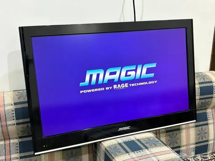 الشاشة بلازما 1