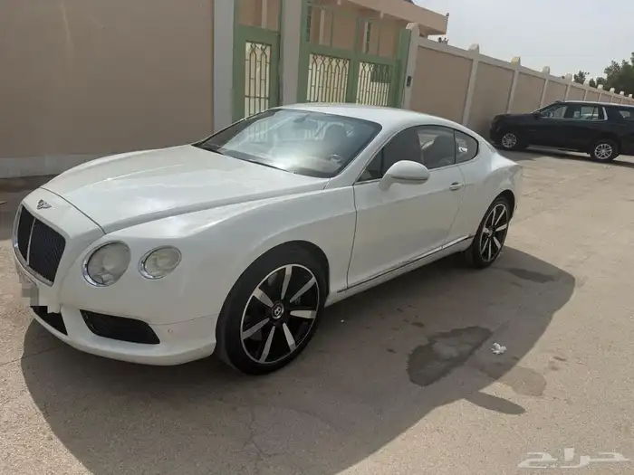 بنتلي كونتننتال GT 2013 1
