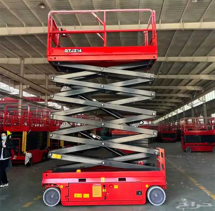 رافعه شوكيه فوركلفت سيزرلفت مان لفت Forklift 3