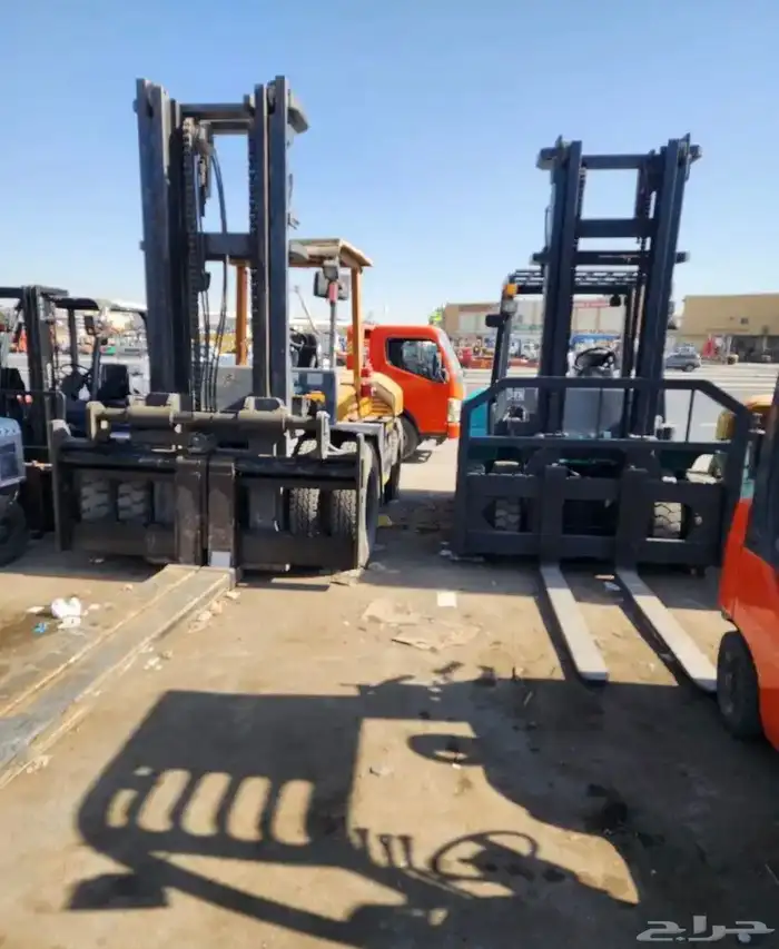 رافعه شوكيه فوركلفت سيزرلفت مان لفت Forklift 1