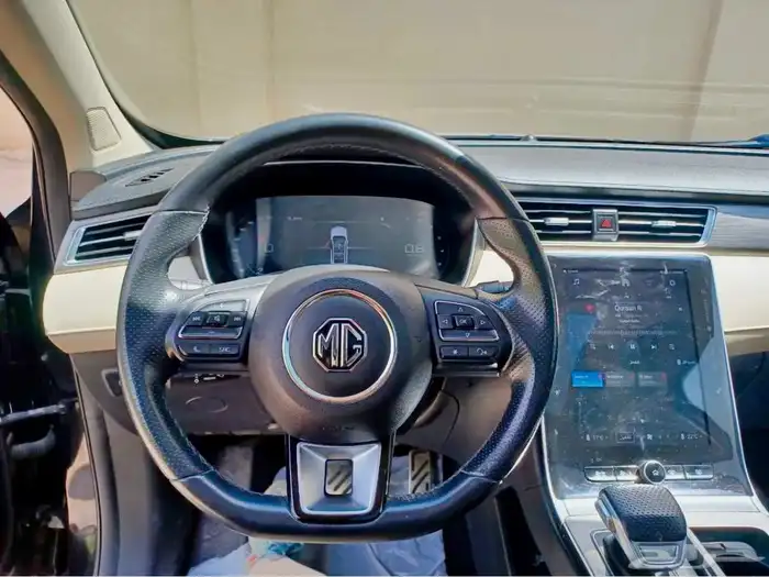 بحاله الوكاله MG RX5 performance كامل بضمان وصيانه وكيل 2023 10