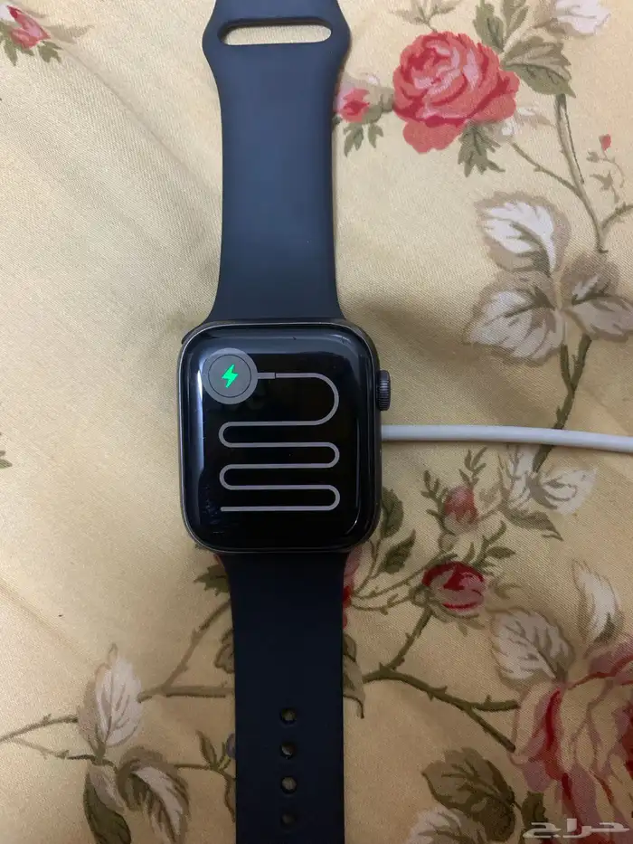 ساعات ابل 0