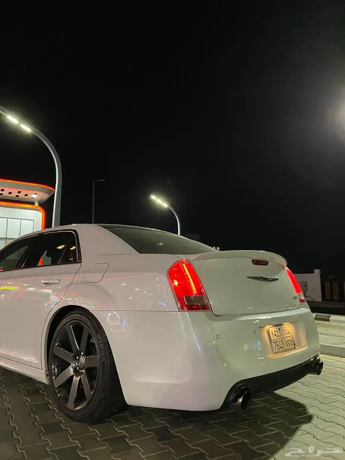 كرايسلر srt 6