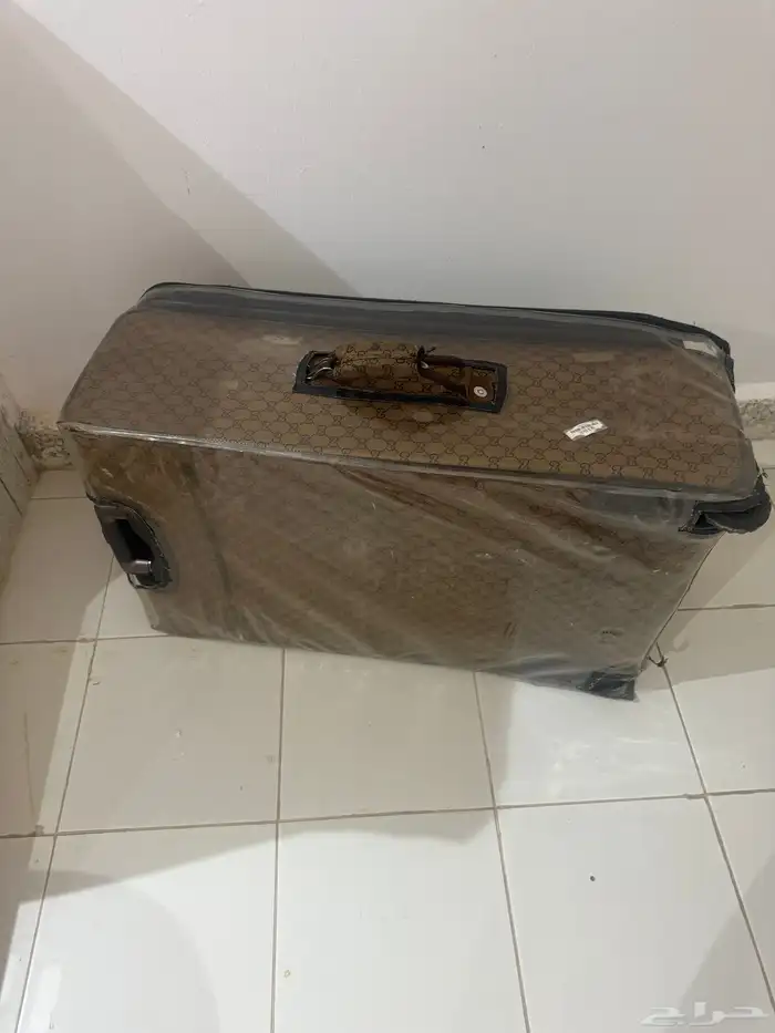 شنطه سفر قوتشي 5