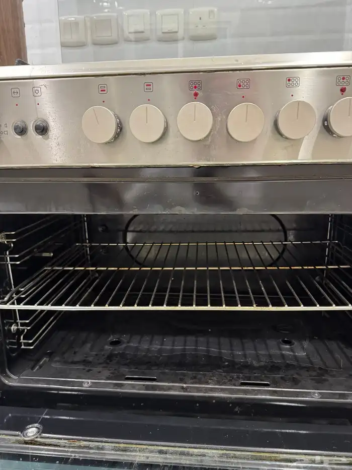 فرن نظيف شغال للبيع ايطالي 2