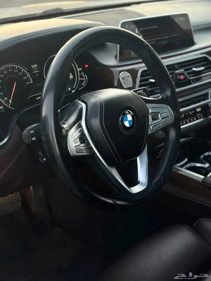 BMW740 ابيض 2016 15