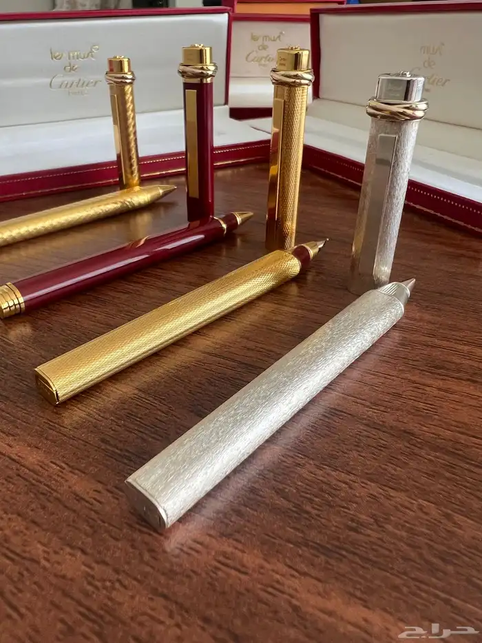 اقلام كارتييه فاندوم سبيكه وعنابي 3