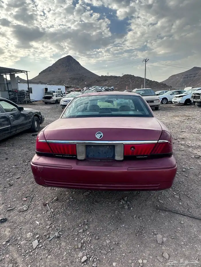 قطع غيار فورد موديل 2000 1