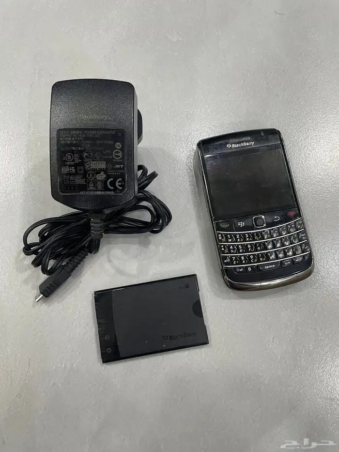 بلاك بيري BlackBerry بولد 9700 مع الشاحن 0