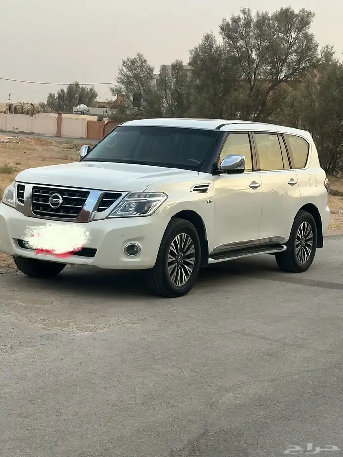 للبيع جيب بلاتينيوم 2012 مكينة 400 5