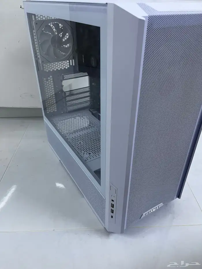 قطع بي سي للبيع 1