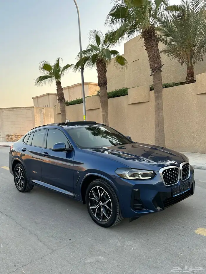 بي ام X4 موديل 2023 ماشيه 27 الف فقط ضمان وصيانه 45