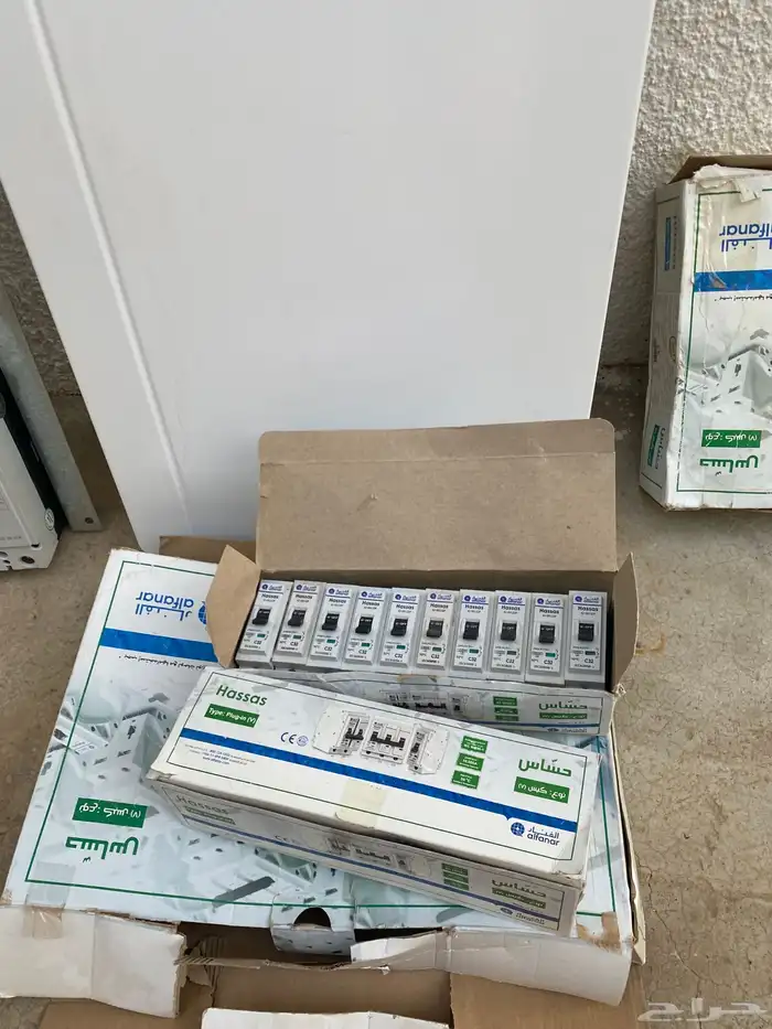 2 طبلون كهرباء 36 خط مع القواطع للبيع 9