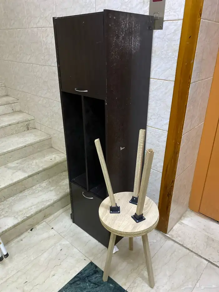سرير و طاولات للبيع(الايفون انباع) 3
