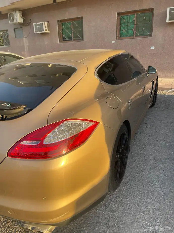 بورش باناميرا 2012 3