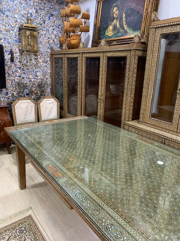 طاولة طعام دمشقي موزاييك مطعم بالصدف انتيك وقطعتين فاترينا 11