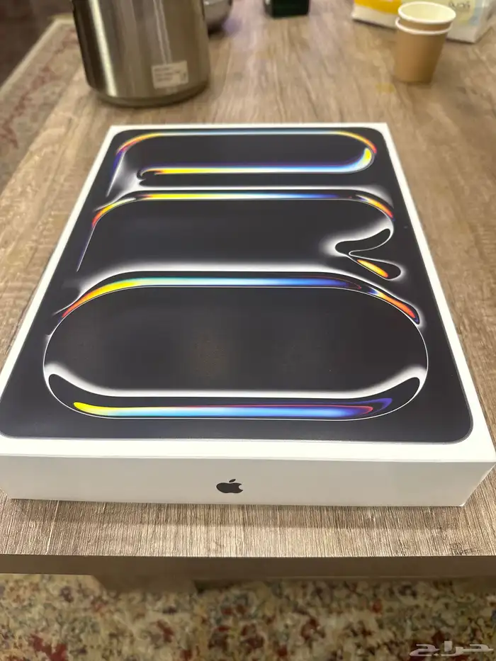 ايباد برو 13انش M4 (شريحة ) 512GB جديد من stc اللون بلاك 0