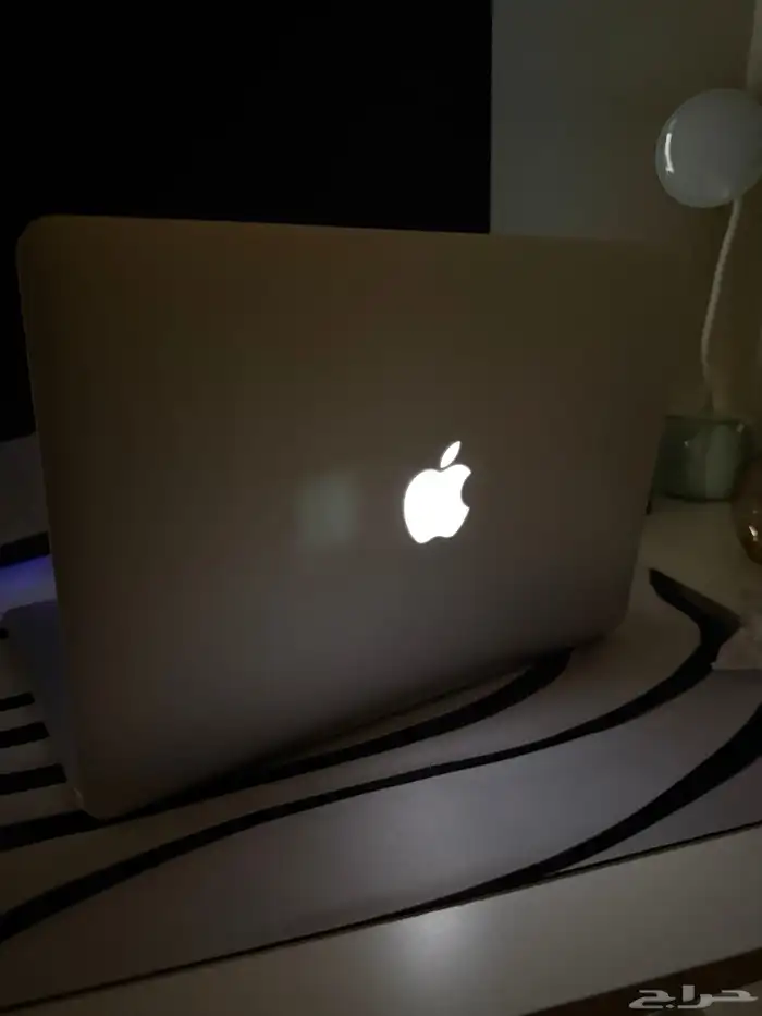 جهاز ماك بوك اير شبه جديد ( MacBook Air 2017 ) 5
