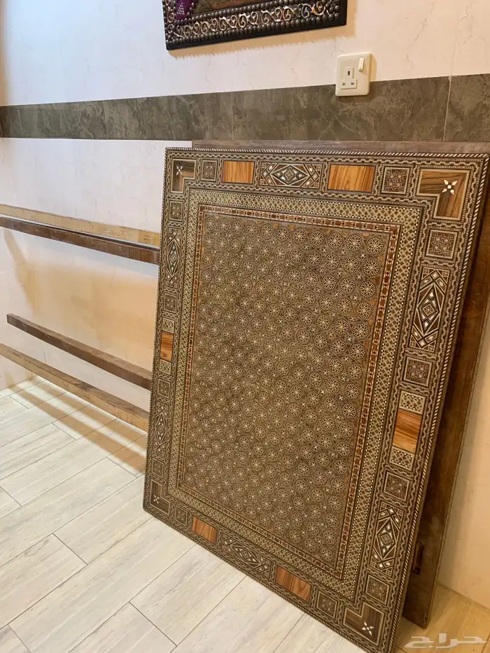 طاولة طعام دمشقي موزاييك مطعم بالصدف انتيك وقطعتين فاترينا 10