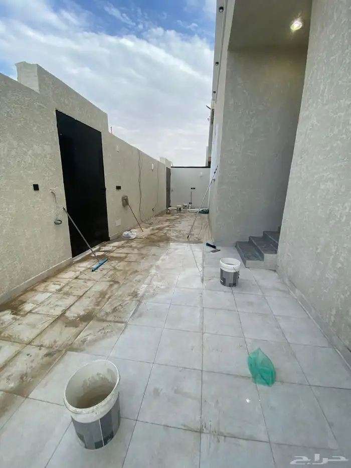 للبيع دور مستقل في درة الخميس على أرض كاملة من 850 الف 5