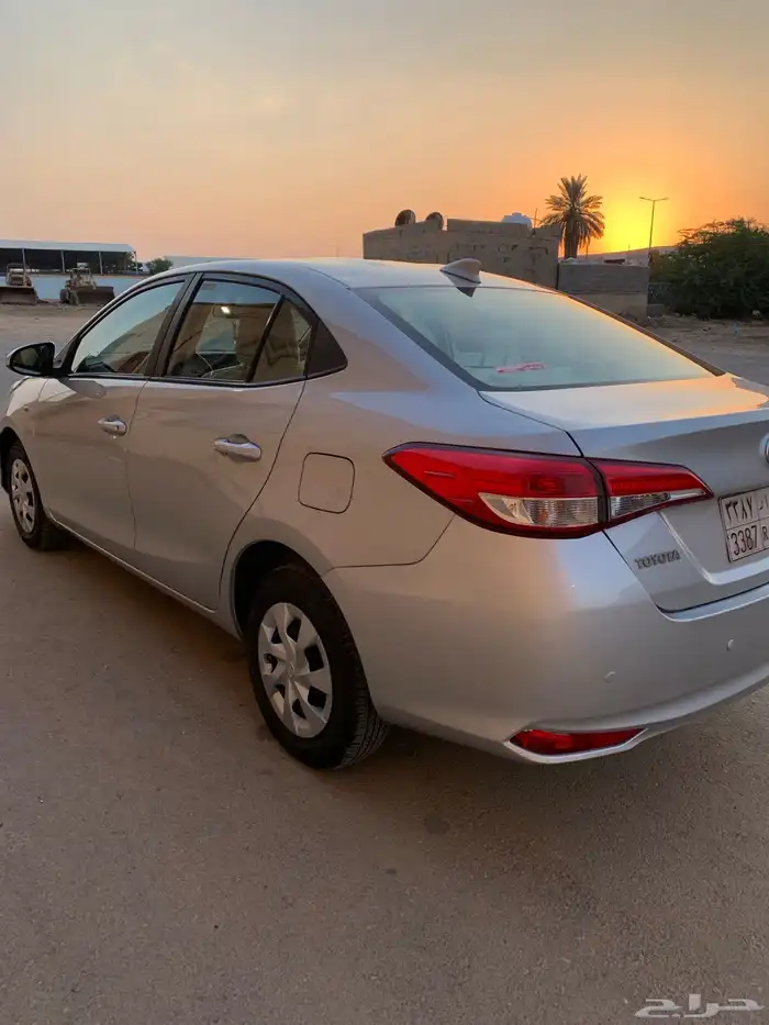 للبيع يارس 5