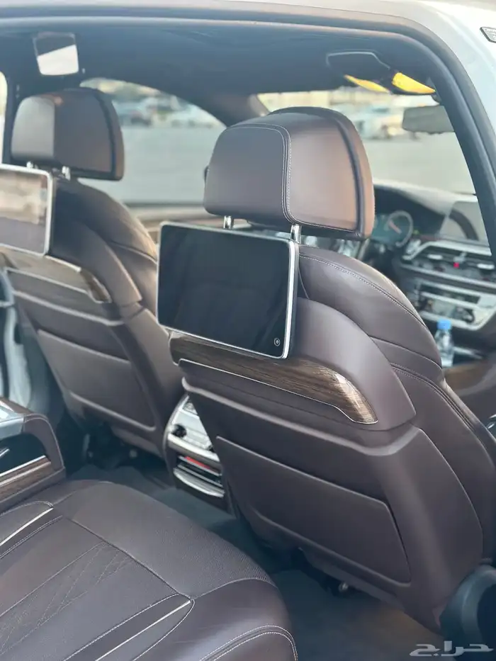 BMW740 ابيض 2016 9