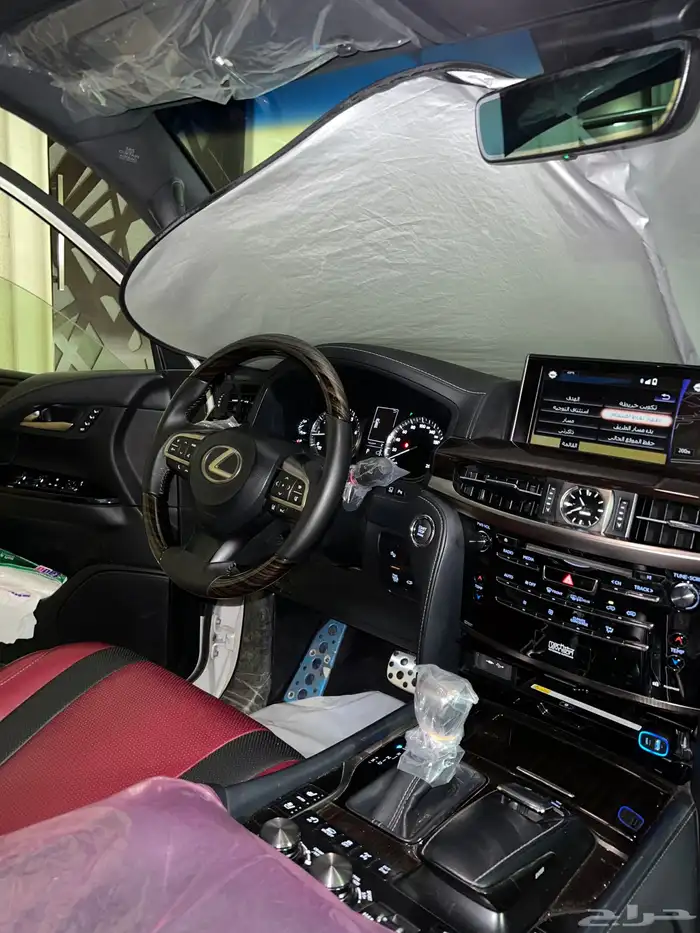 لكزس 2018 فل كامل LX570 سبورت 7