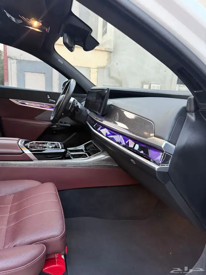 بي ام دبليو LI735 2024 M KIT 27