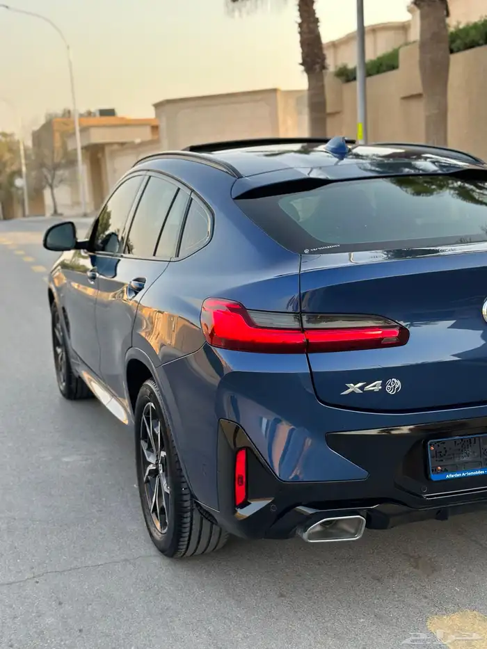 بي ام X4 موديل 2023 ماشيه 27 الف فقط ضمان وصيانه 8