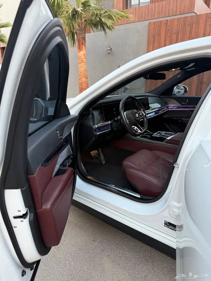 بي ام دبليو LI735 2024 M KIT 17