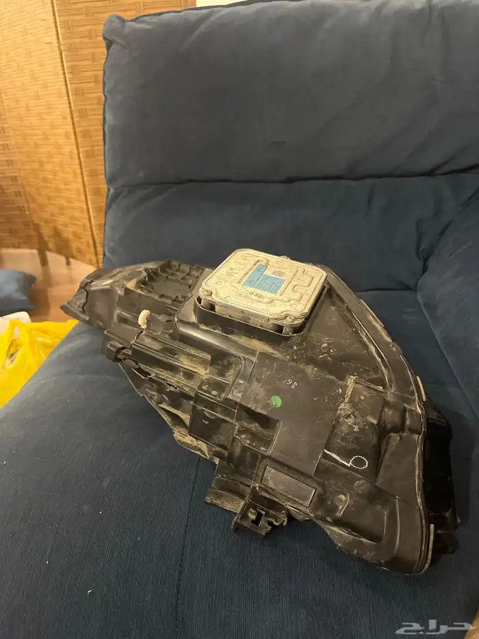 شمعة كاديلاك ct5 2021 يمين حقت الوكاله 3