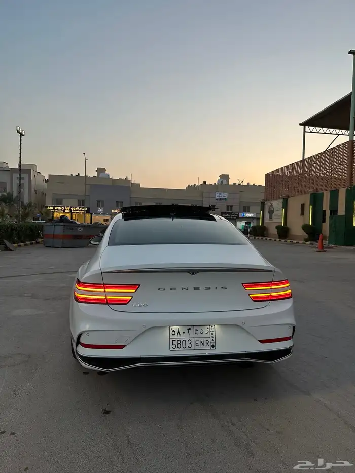 جينيسس موديل 2025 سعودي باللون الابيض المطفي الملكي 19
