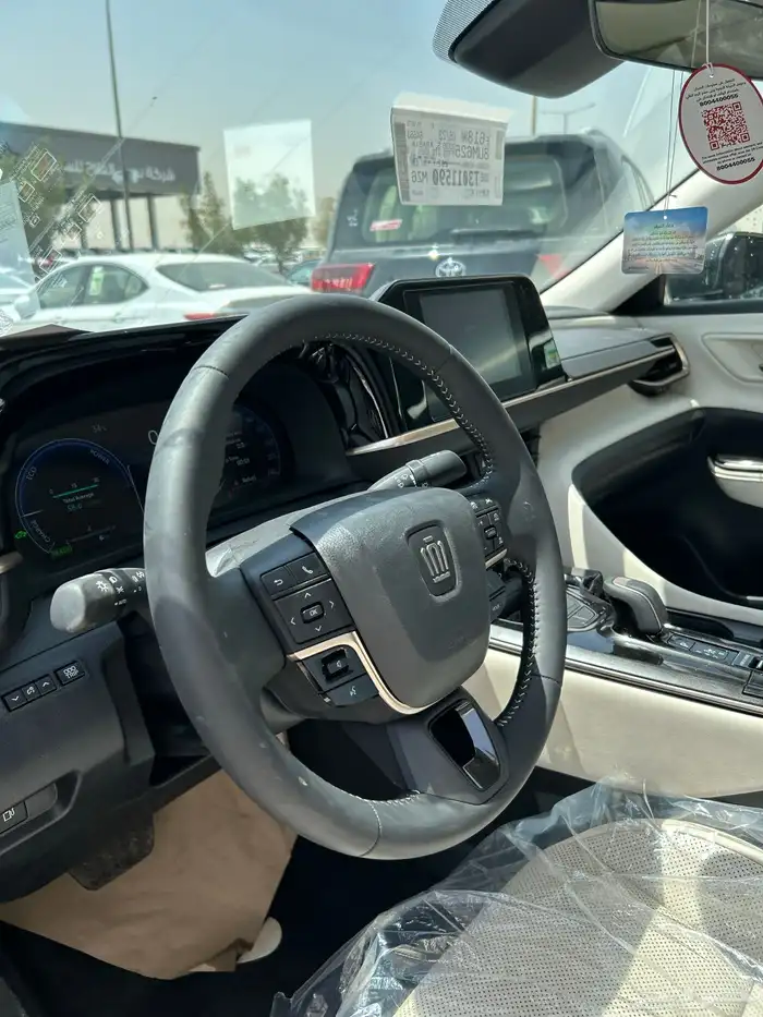 تويوتا كراون 2.4 هايبرد 2026 برستيج اسود151700 شامل الضريبة 5