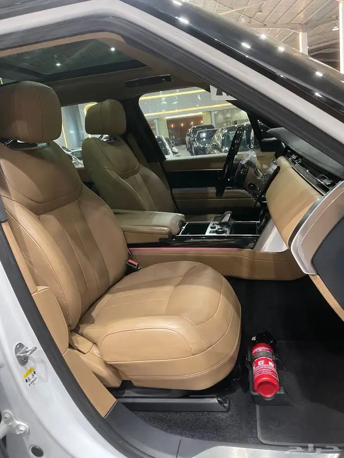 لاند روفر رنج روفر HSE V8 فل اوبشن 2023 8