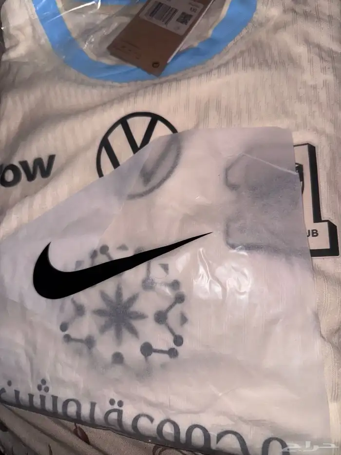 تيشرت الإتحاد الأبيض 0