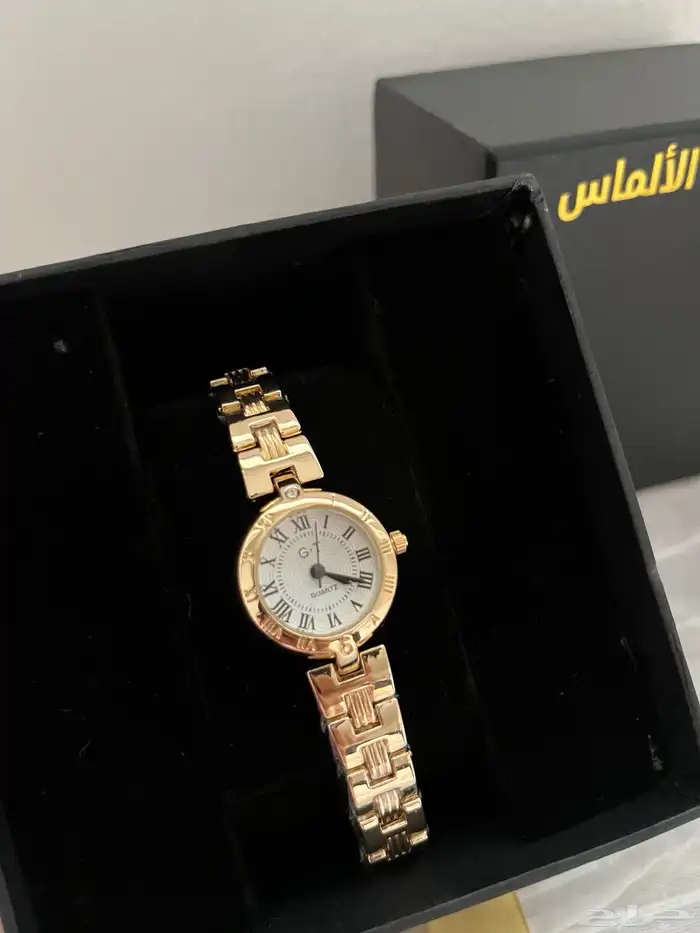 ساعات جديدة ماركة نفائس الالماس 2