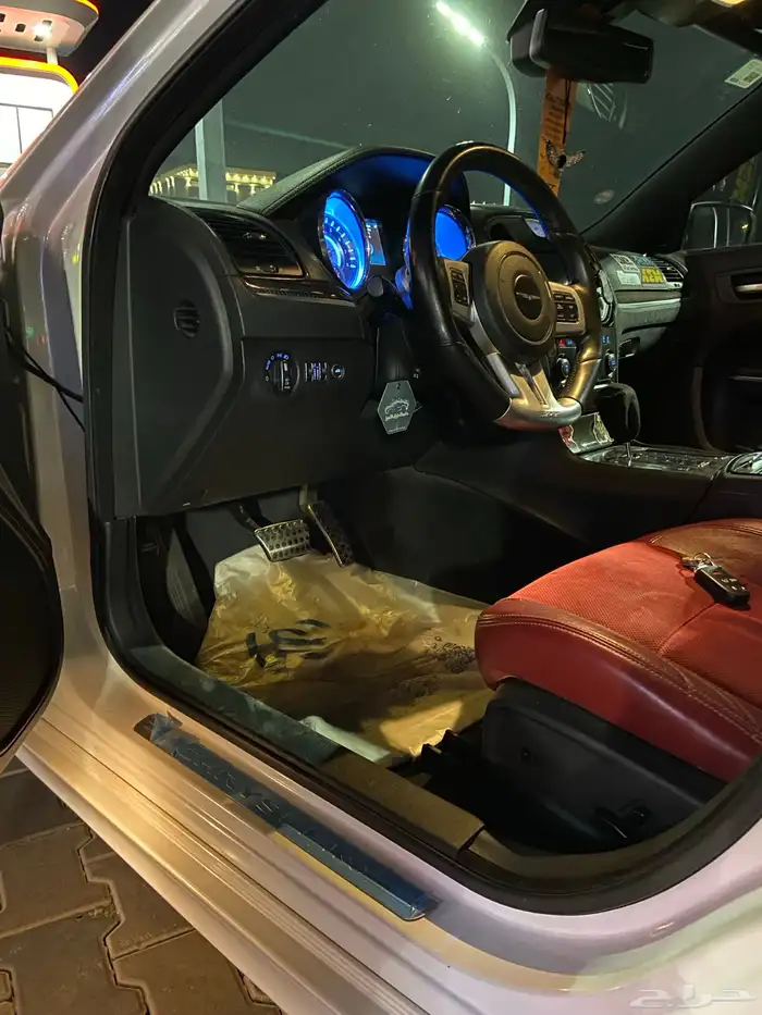 كرايسلر srt 32