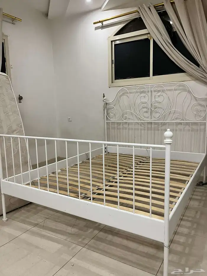 سرير نفر ونص من ايكيا 0