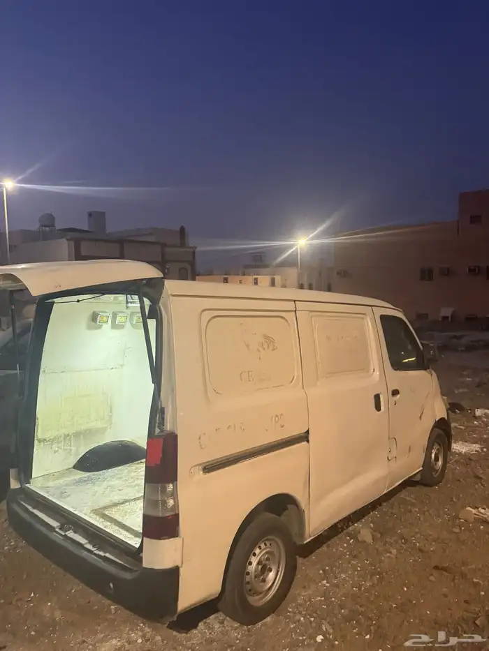 مغسلة سيارات متنقلة للإيجار أو البيع للسعر المناسب 4