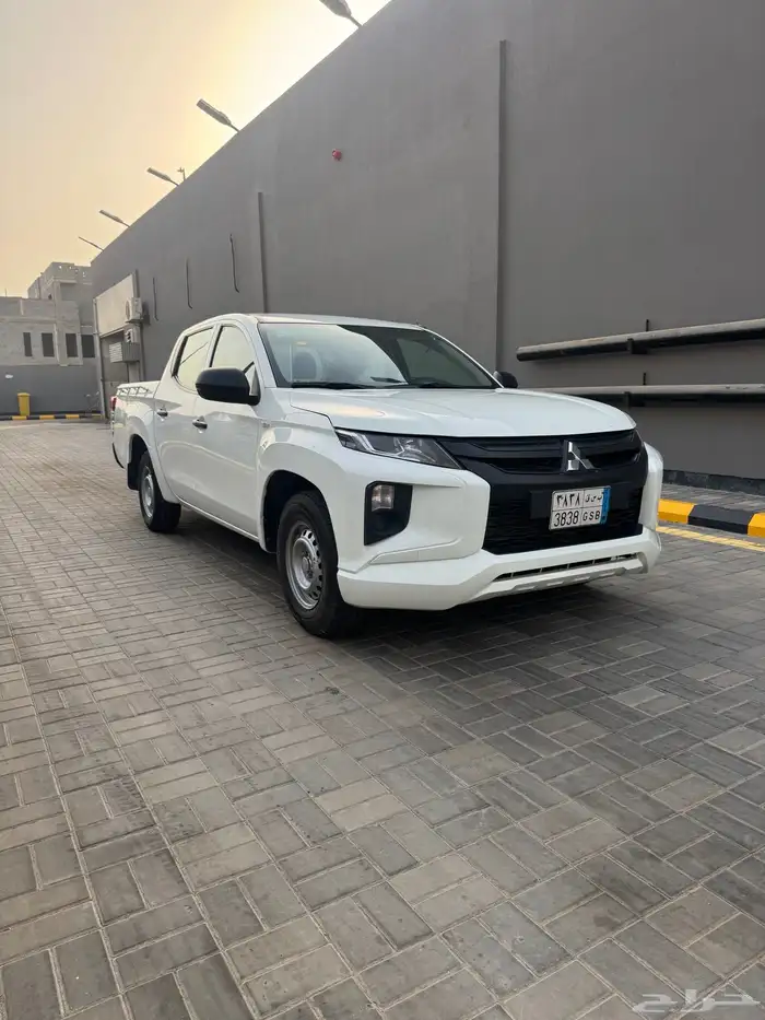 ميتسوبيشي L200 2022 1