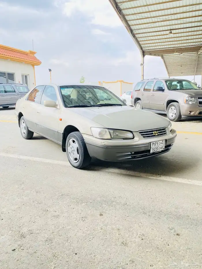 كامرى 2000 2