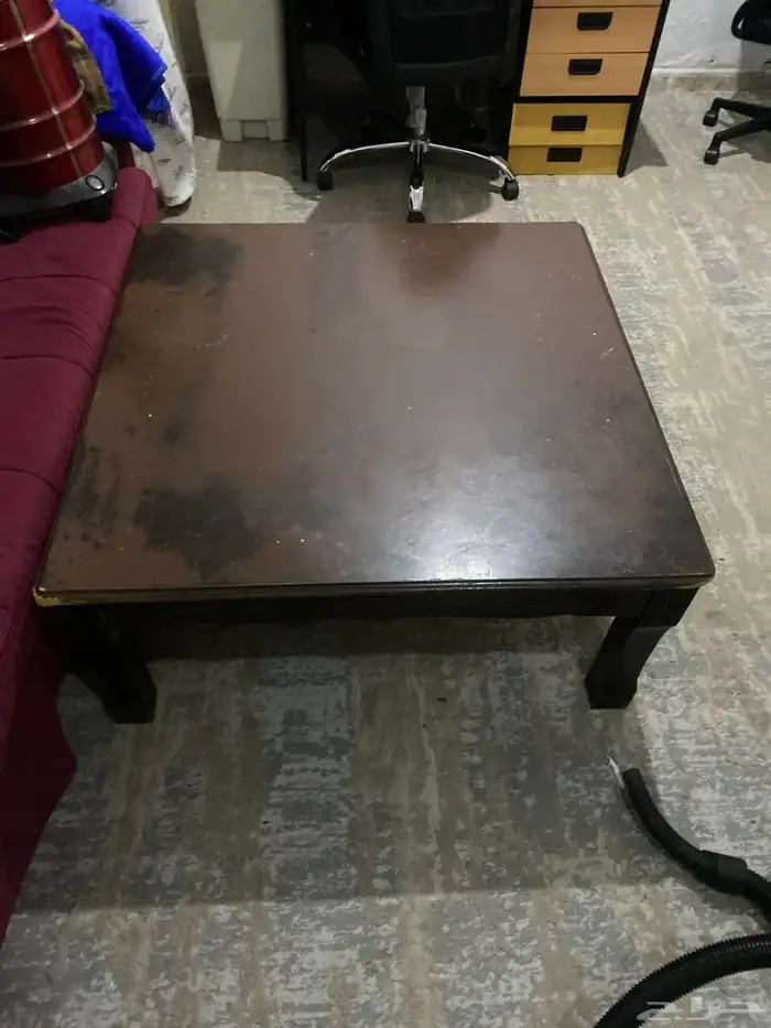 طاولة خشب مستعملة للبيع 1