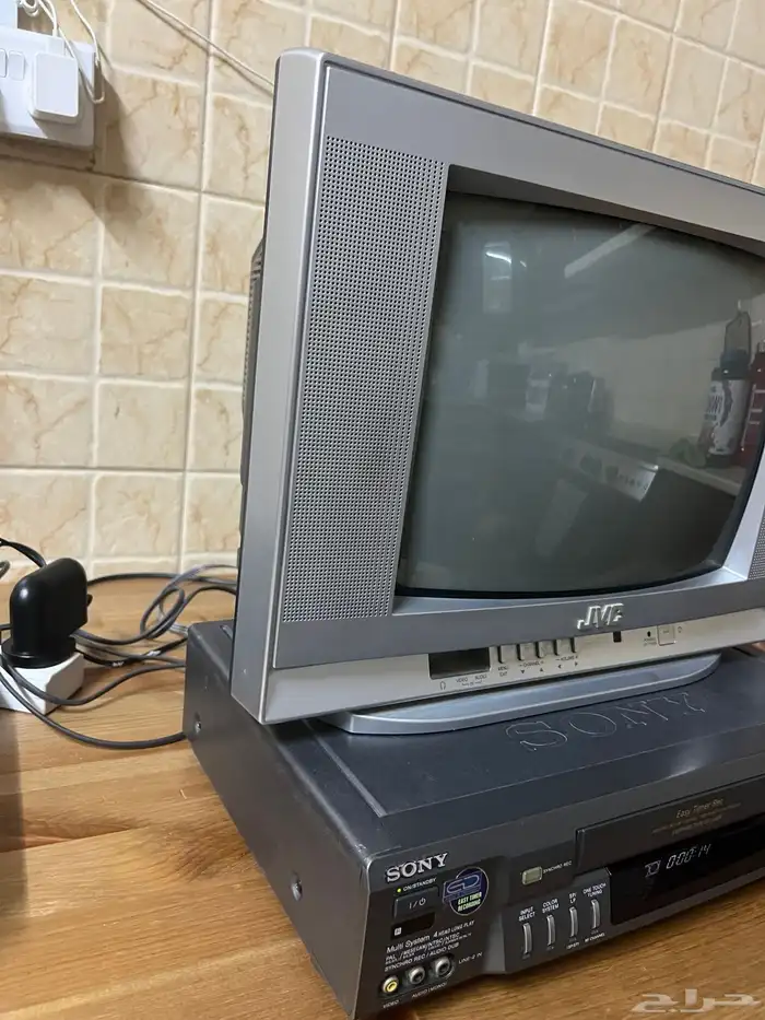 فيديو سوني مع تلفزيون 14 بوصه 3