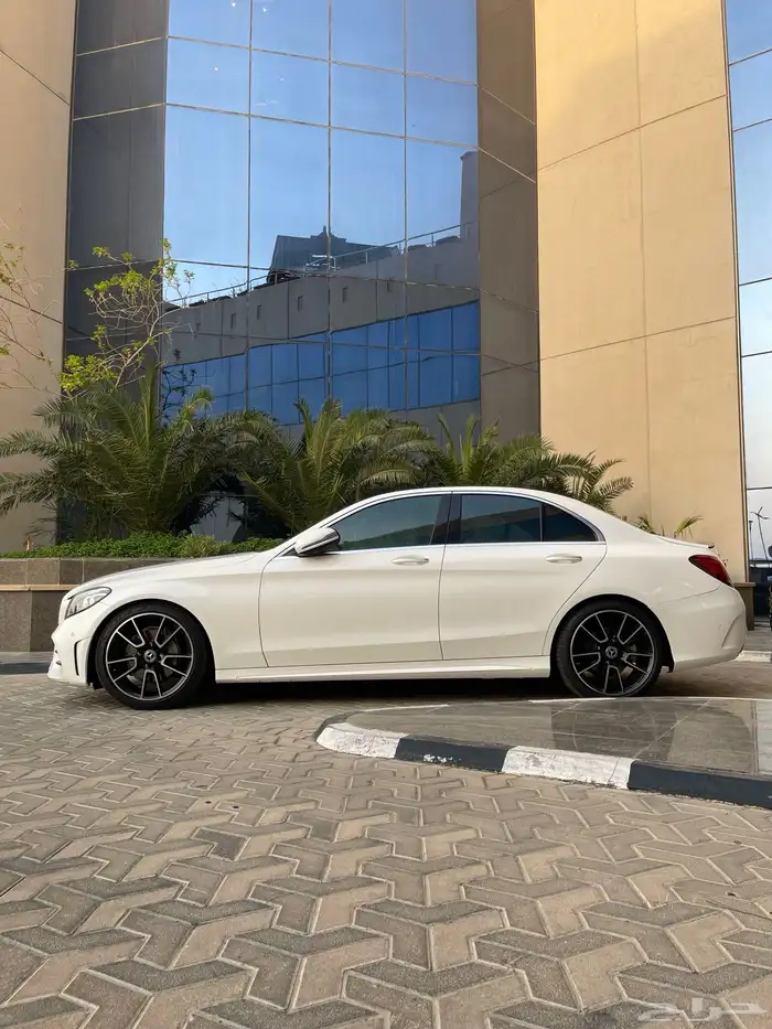 مرسيدسC200 AMG 2019 جفالي زرار فل كامل قمة في النظافة 64