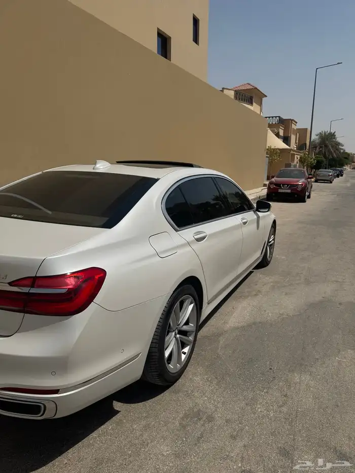 BMW 2018 - 740 - وكالة بفضل الله 10