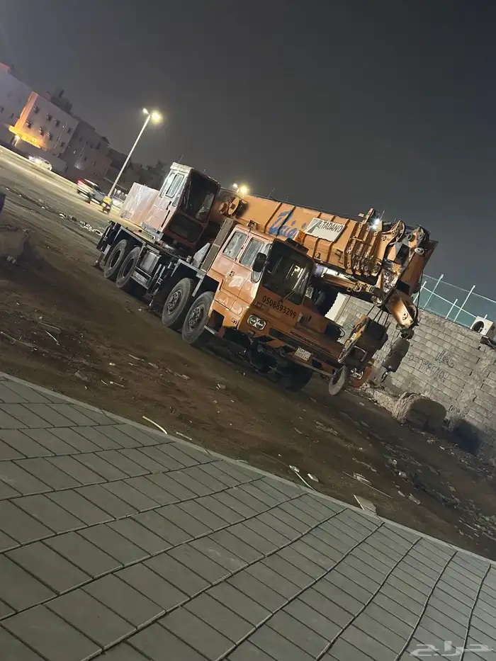 لتأجير جميع انواع الكرينات ورافعات شوكيه وسطحات 14