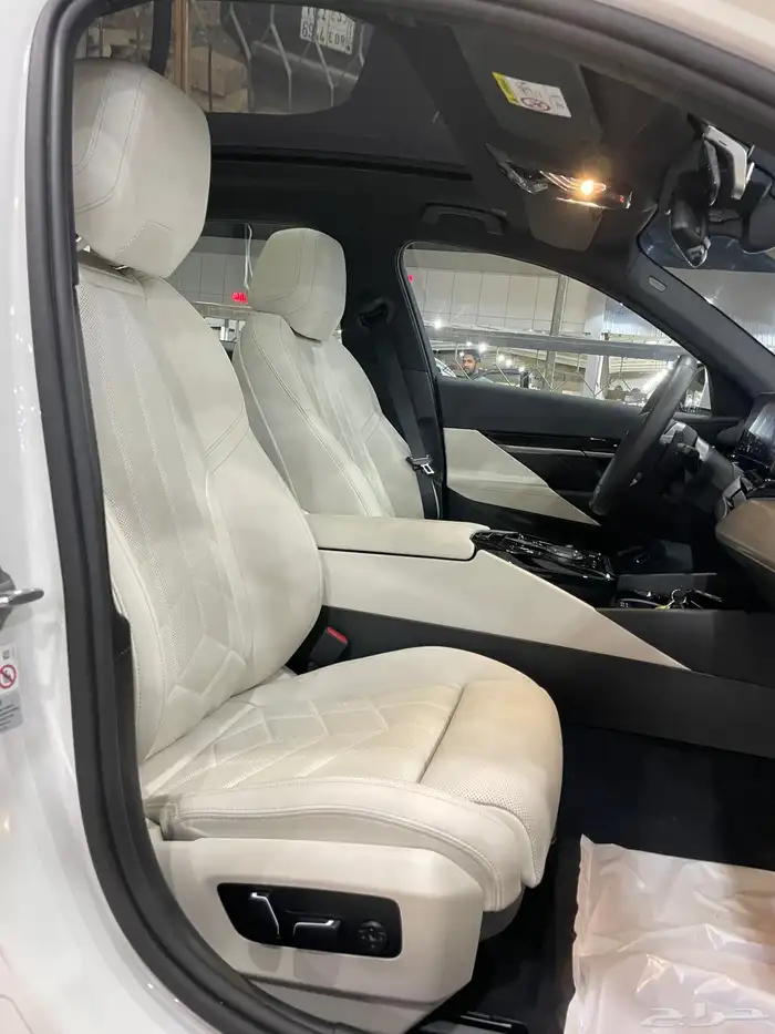 بي ام دبليو 520 موديل 2024 فل كامل kit m 11