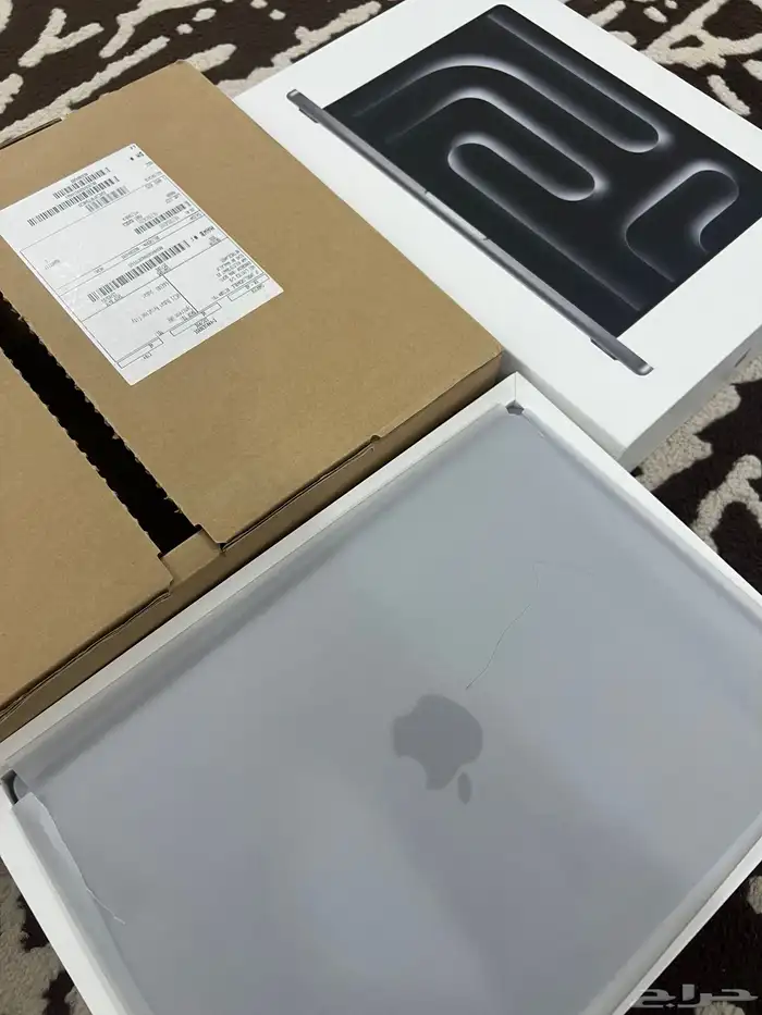 ماك بوك برو 14 انش M3 4