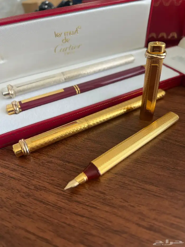 اقلام كارتييه فاندوم سبيكه وعنابي 2