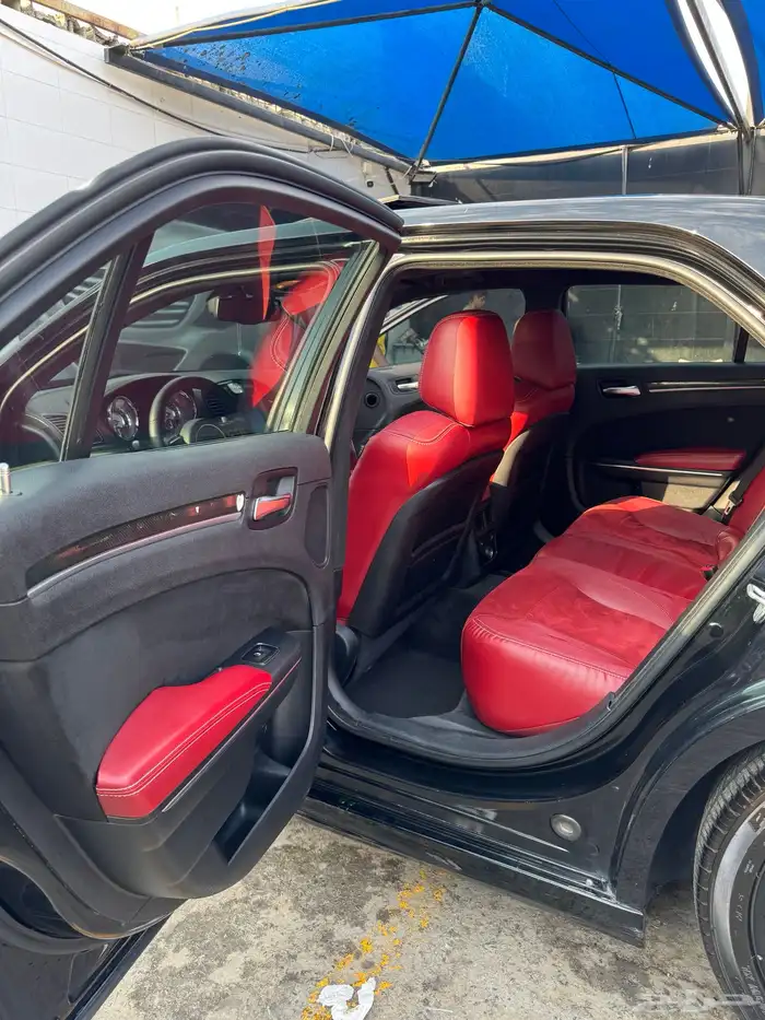 كرايسلر SRT 28